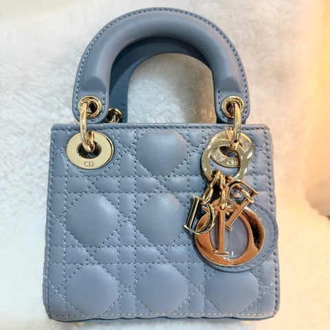 迪奧/Dior 雲藍色金扣小羊皮迷你黛妃手提單肩包 21年編碼 尺寸：17×15×7 釐米
