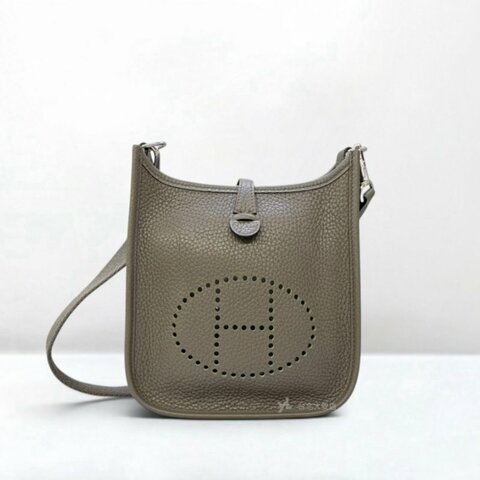 A13512-HERMES 8F 錫器灰銀釦Mini Evelyne斜背包
