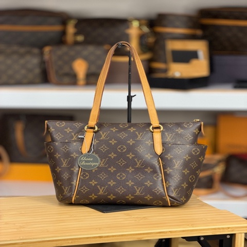 上架中🔑Louis Vuitton 老花雙口袋PM天心包