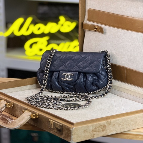 上架中🔑Chanel 黑山羊皮銀鍊元寶包