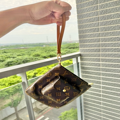 Louis Vuitton  Particion手拿包