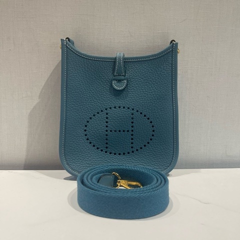 Hermes 愛馬仕 mini Evelyne 伊芙琳斜挎包 新牛仔藍 金扣