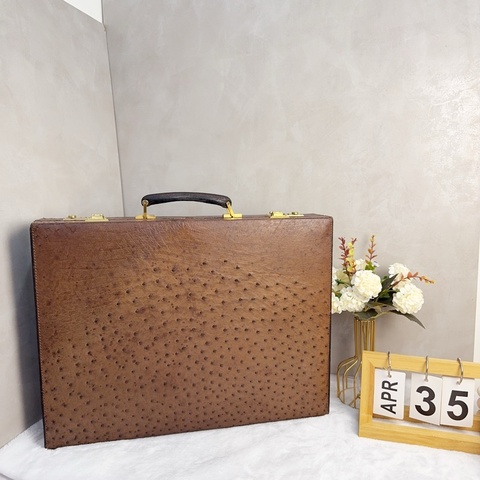【赫蒂國際精品】 Loewe 復古鴕鳥皮公事包vintage