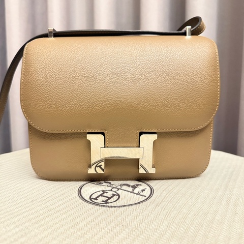 Hermes｜愛馬仕 Constance19 D0威瑪犬米 銀釦 Evercolor皮 絕版色