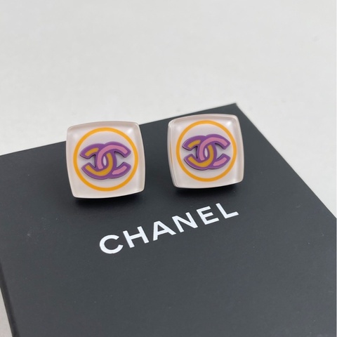 【🛼可可愛愛✨漫畫系列❤️】Chanel 24C系列 彩色亞克力方形耳釘