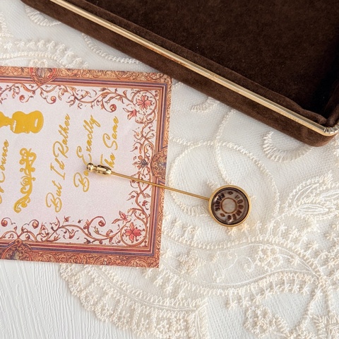 Vintage Hermès 經典天然貝母金屬長針/胸針