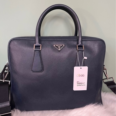 prada 普拉達 手提斜挎 公文包