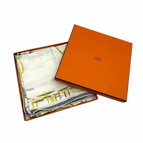 【美收精品】Hermès 馬術圖騰絲巾  C-997【隔月月中將轉賣至日本 上架期限30天】