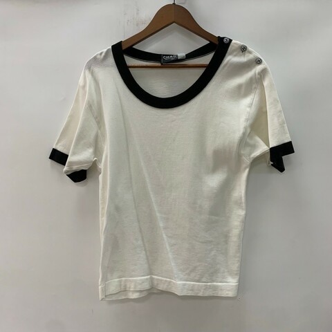 Chanel 黑白滚边圆领短袖上衣