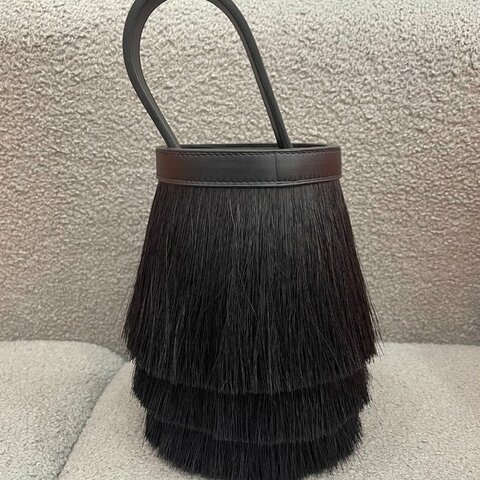 愛馬仕 Hermès Toupet 手提裙子包 黑色 銀扣 閒置全新 U刻