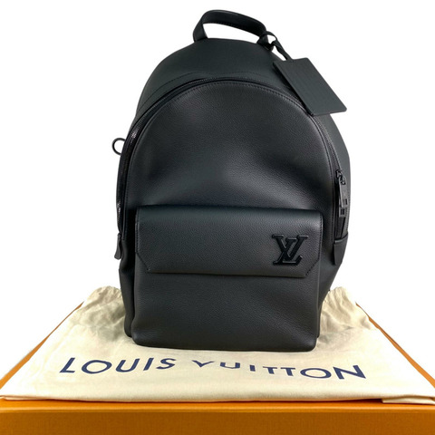 △ LOUIS VUITTON 路易·威登 Black Calfskin Taiga Takeoff Backpack 黑色小牛皮背包 M57079-267018254