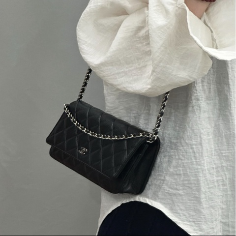 Chanel 香奈兒  黑銀荔枝牛皮 woc鏈條發財包
