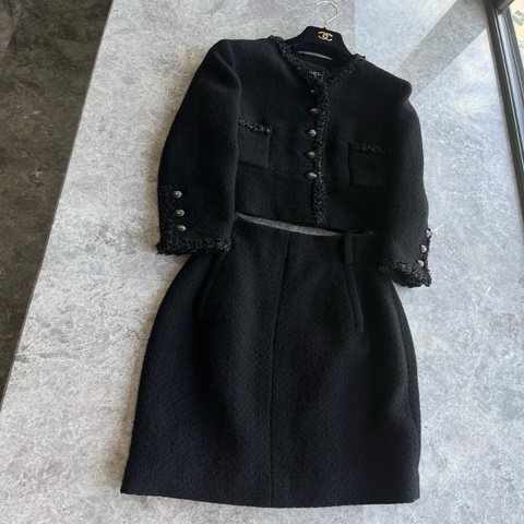 Chanel1995年中古黑色粗花呢套装fr36~~