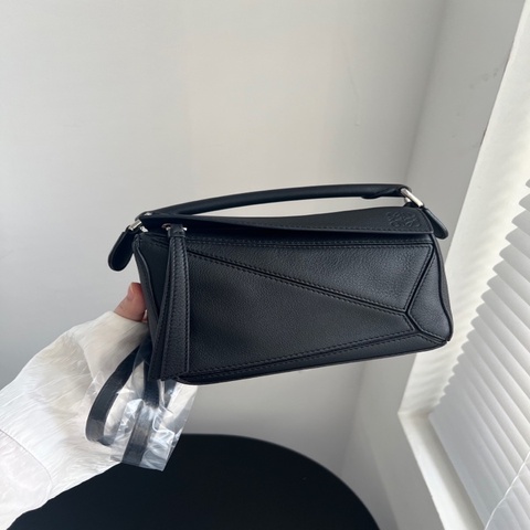 Loewe羅意威幾何包puzzle mini