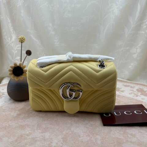 正品 古馳 GG Marmont 中號單肩斜挎包