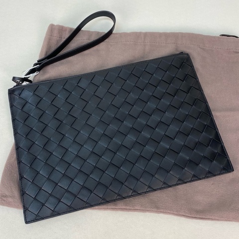 葆蝶家，Bottega Veneta  BV 黑色編織手拿包 公文包