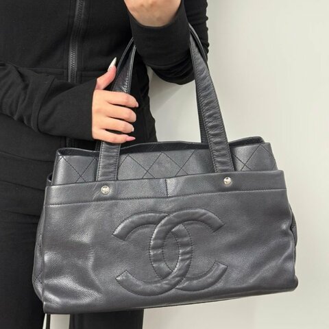 CHANEL 黑色荔枝牛皮子母 托特機場包 40*25*16 98新配件塵袋