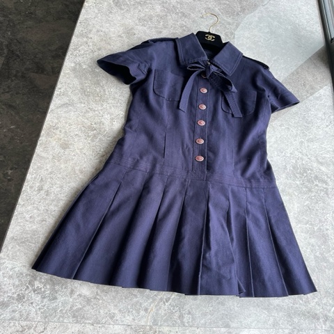 Chanel 16年藏蓝色百褶连衣裙fr38~~
