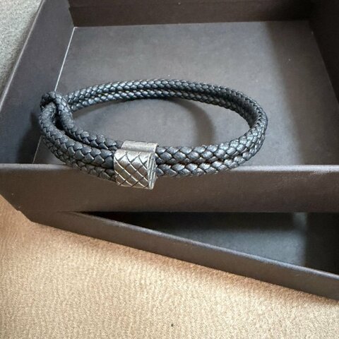 Bottega Veneta 男女手鍊配件，Intrecciato 黑色