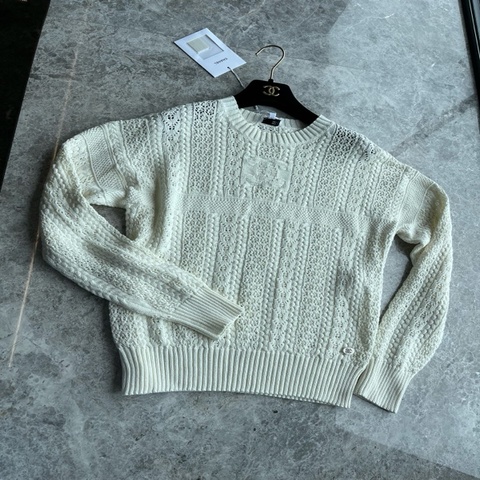 Chanel24M米色针织上衣fr36~~