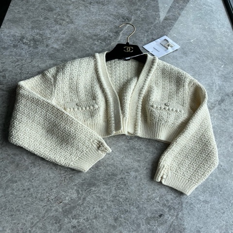 Chanel 22S米色针织开衫fr38~~
