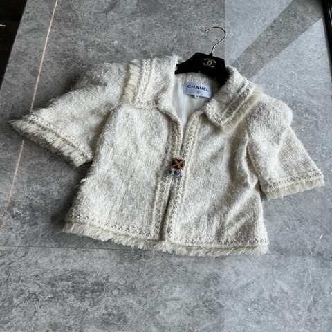 Chanel 17年希腊系列琉璃扣短袖外套fr36~~