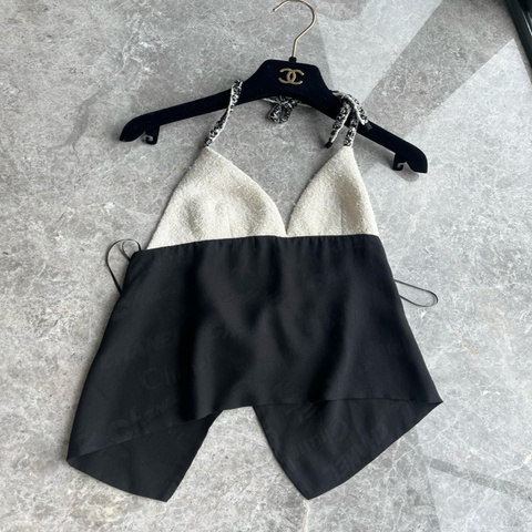 Chanel22p真丝黑白挂脖吊带fr36~~