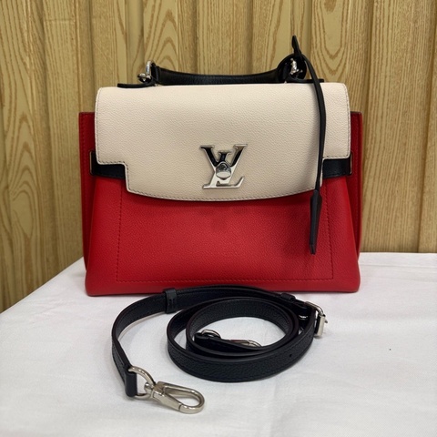 Lv Lockme Ever拼色手提斜挎包 紅白黑配色 經典款