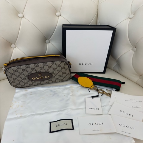 閒置新品GUCCI GG Supreme Messenger 老虎頭相機包肩背包斜背包 476466