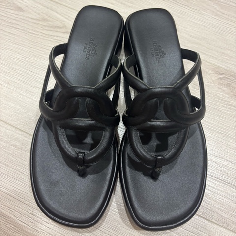 現貨商品 二手商品 台灣愛馬仕特賣會購入 Hermes黑色全皮豬鼻子拖鞋 有跟 尺寸38號