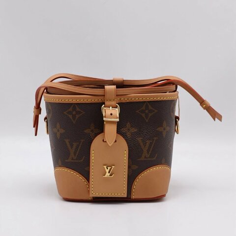 LOUIS VUITTON Neo Purse