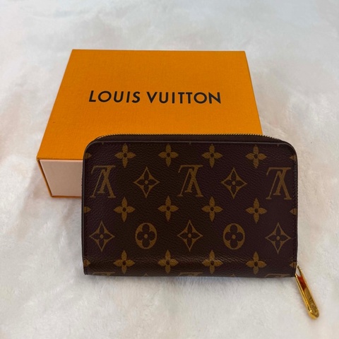 Louis Vuitton M41894 Monogram Zippy 長夾