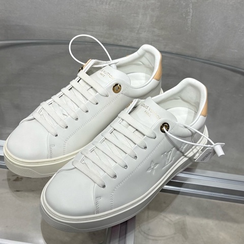 Louis Vuitton/路易威登 LV Time Out 粉色掛墜 浮雕松糕鞋 尺碼/38碼