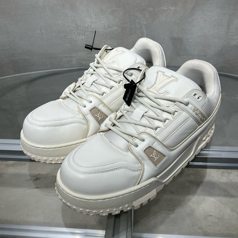 LV TRAINER MAXI 米白胖丁 尺碼/UK9 43碼