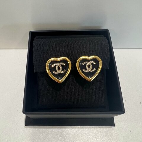 全新品CHANEL F25/B 金愛心水鑽夾式耳環