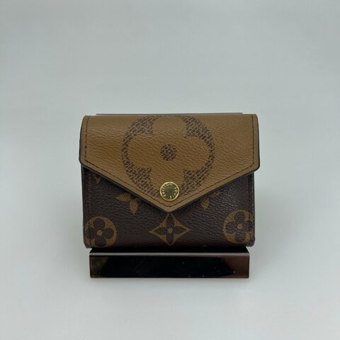 LV M80725/晶片款 Zoé 拚色三折零錢短夾
