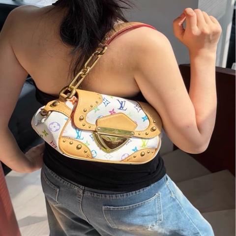 97❤️LV白三彩夢露小號中古單肩包 元寶包。