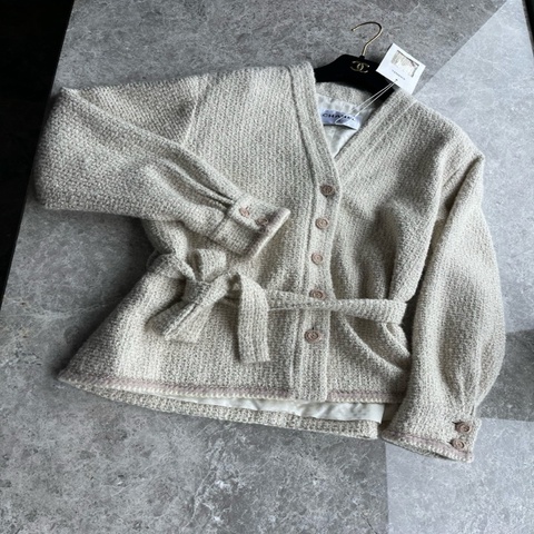 Chanel24k米白色针织开衫外套fr38~~
