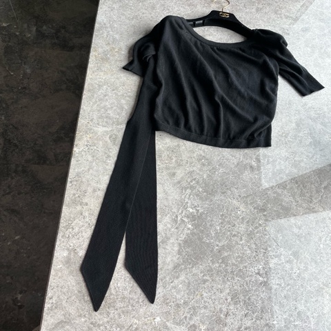 Chanel 黑色飘带针织上衣fr34~~