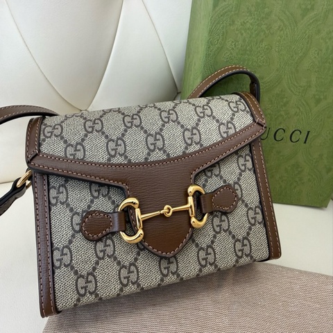 二手Gucci 古馳 Horsebit 1955 Mini 699296 單肩斜跨包 盒子包 橫版 手機包