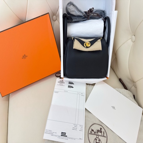 全新HERMES黑色金釦mini lindy 一代斜背包