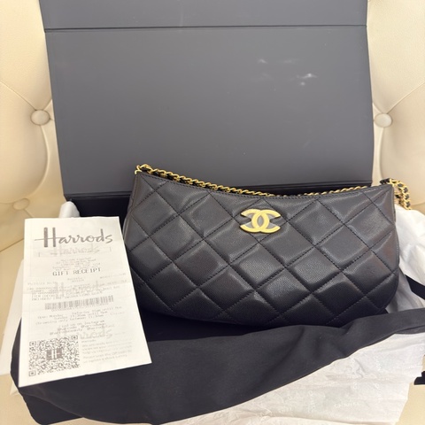 全新CHANEL黑色荔枝皮月牙hobo 24C AS4612