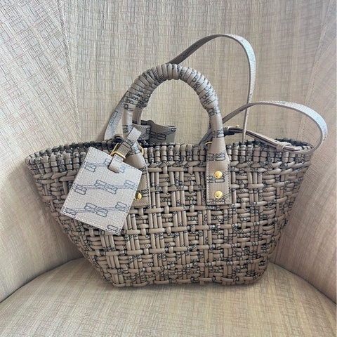 Balenciaga巴黎世家菜籃子托特包 s碼