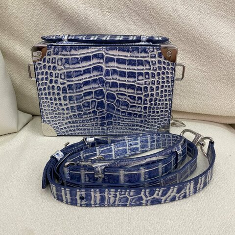 【珍稀皮革】路易威登 Louis Vuitton Handle Soft Trunk 冰藍色 鱷魚盒子 銀扣｜99新