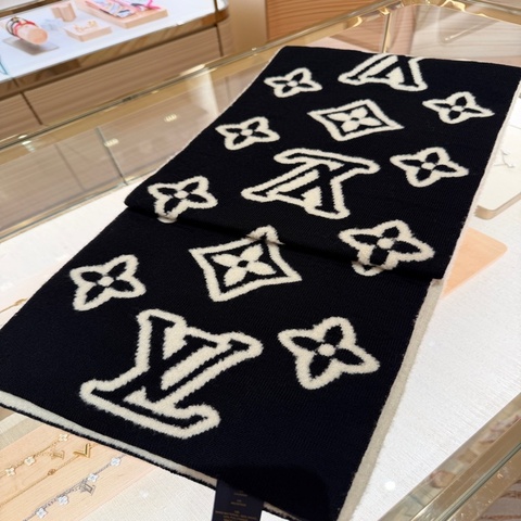 LV Louis Vuitton Monogram Blast 針織頸巾 M96963 黑白漫畫圍巾