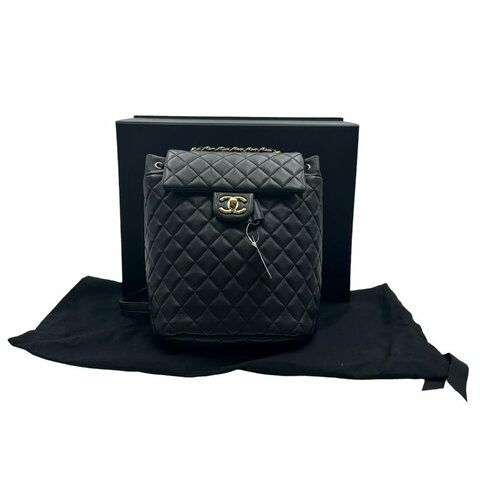 【美收精品】CHANEL 黑銀菱格紋後背雙肩包 D-37【隔月月中將轉賣至日本 上架期限30天】