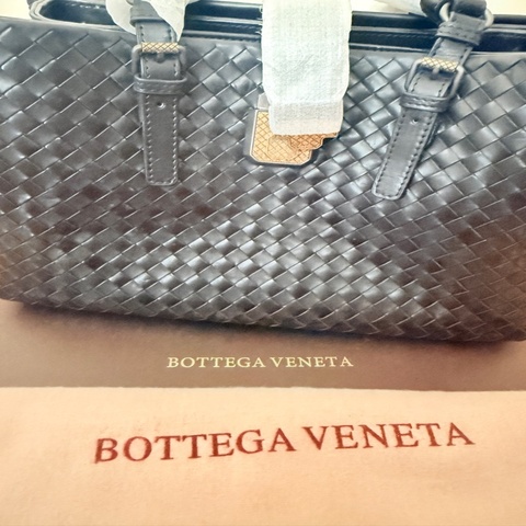 全新BBOTTEG VENETA ROMA羅馬經典小羊皮 黑色編織三層扣式手提包 公事包