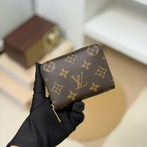 🏷️LV 路易威登．老花拉鍊零錢包 M60067 芯片款