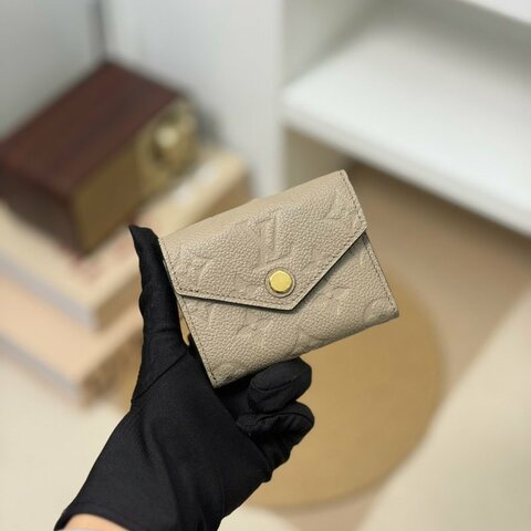 🏷LV 路易威登．Zoe Mini 三折短夾 斑鳩灰 芯片款 M69800