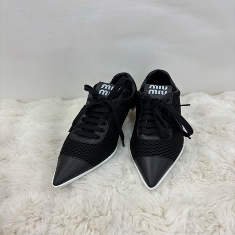 Miumiu/繆繆 網面款 小貓跟 休閒女鞋 34.5 碼 全新